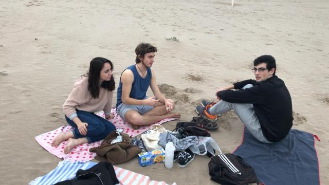 Merienda_repartida_1